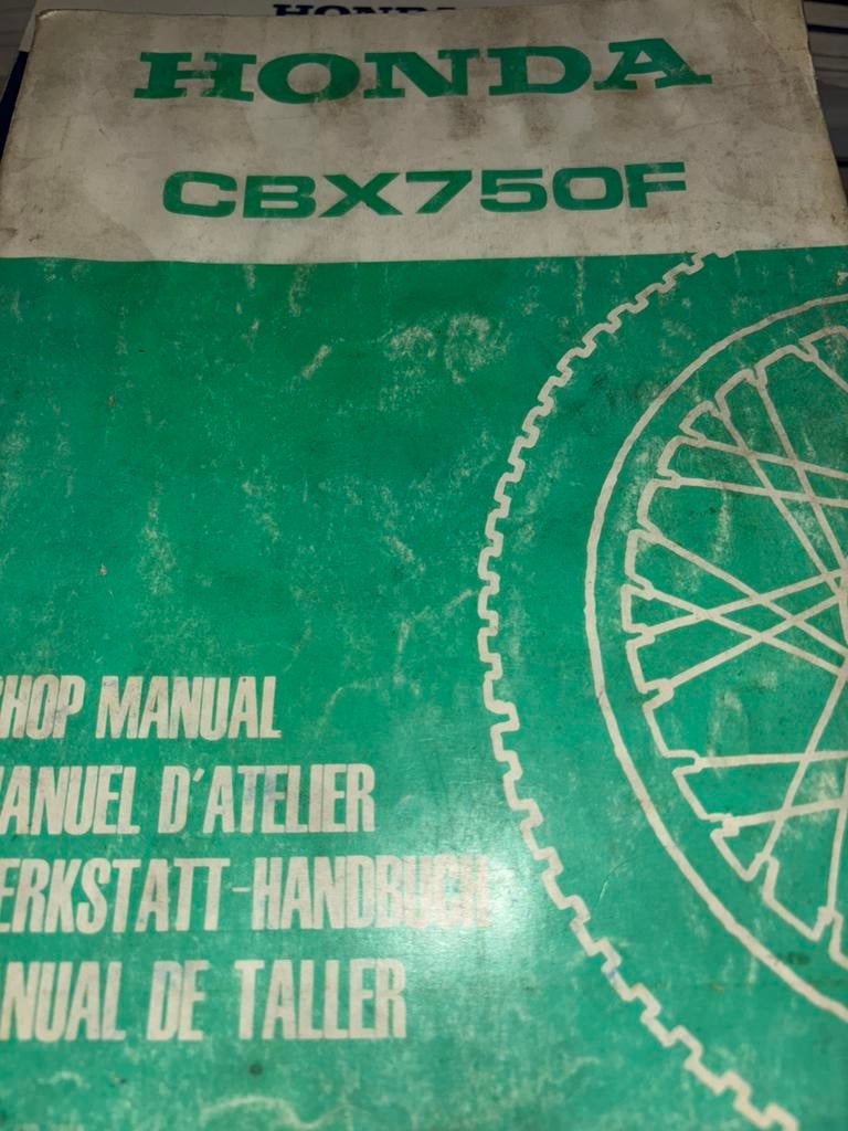 Werkplaatshandboek Honda CBX750F, Ophalen of Verzenden, Honda