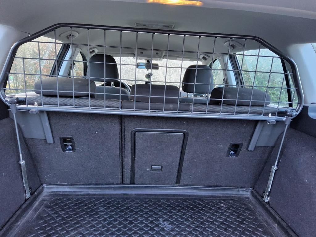 Joli porte-chien pour Volkswagen Golf 7, Autos : Divers, Grille pare-chien, Enlèvement, Comme neuf