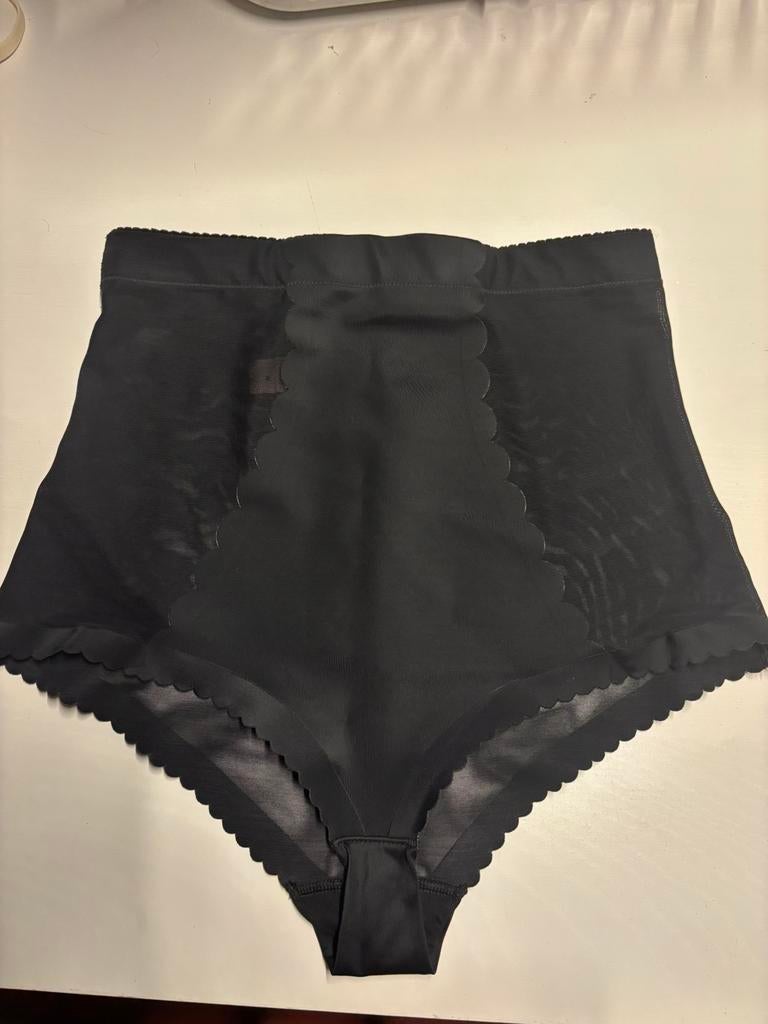 Corrigerende slip Hunkemöller maat M, Enlèvement ou Envoi, Slip