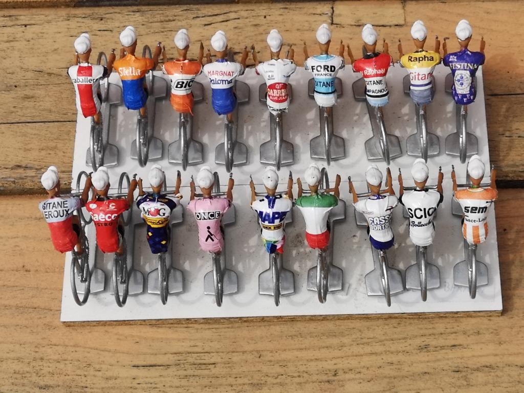 équipes RETRO de cyclistes miniatures ! ! !, Envoi