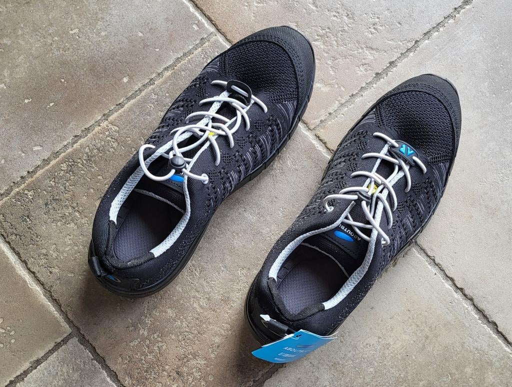 Chaussures de sécurité S3 pointure 43 neuves - ABOUTBLU