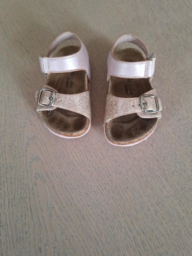 Kindersandalen ( meisje) maat 20, Kinderen en Baby's, Ophalen, Meisje