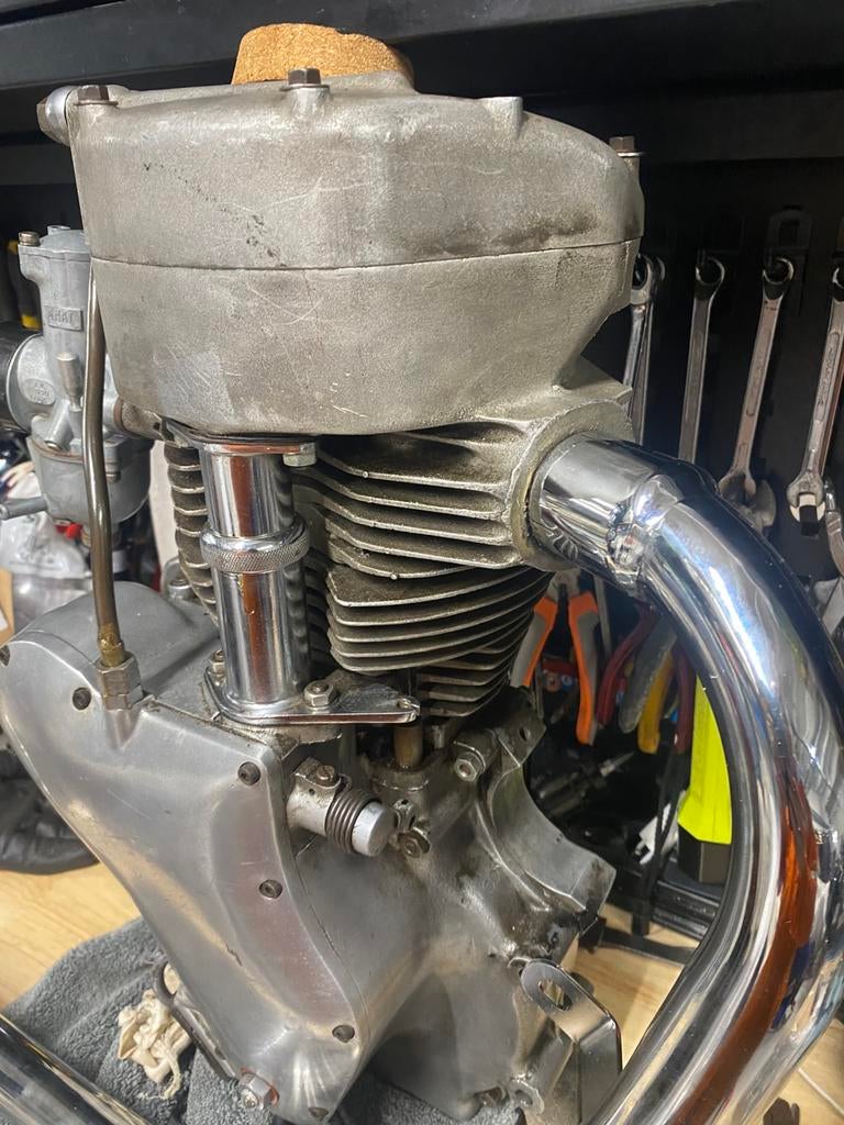 Velocette Mac 350 motor, Motoren, Ophalen