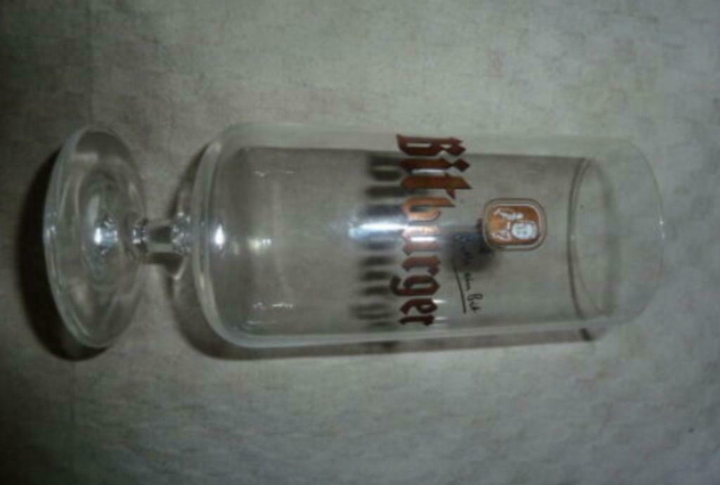 #F bier glas BITBURGER Bitte Ein Bit ' Op voetje ' 0,25L, Ophalen of Verzenden, Nieuw, Bierglas