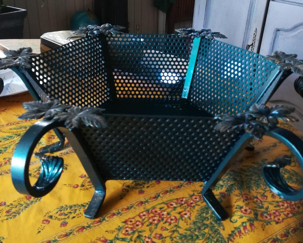 Een smeedijzeren fruitmand, heel mooi ijzerwerk, Antiek en Kunst, Curiosa en Brocante, Ophalen