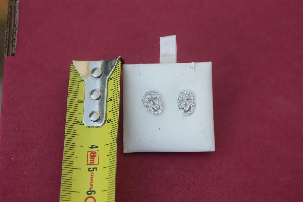 Boucle d 'oreille argent tete de mort, Bijoux, Sacs & Beauté, Neuf, Enlèvement ou Envoi, Avec cristal, Argent