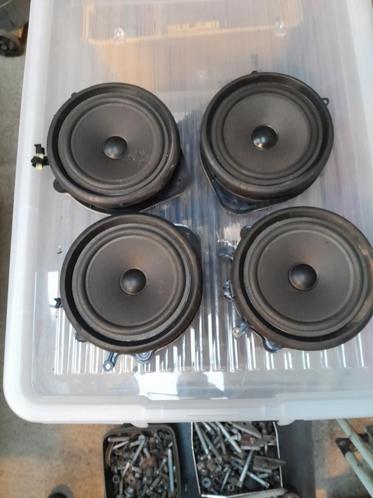 VOORSTE+ ACHTER luidsprekers AUDI A4 B6 // 5060 AUVELAIS, Ophalen of Verzenden, Gebruikt, Audi