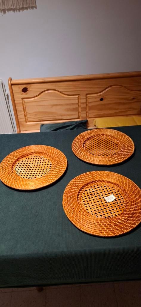Sous assiettes