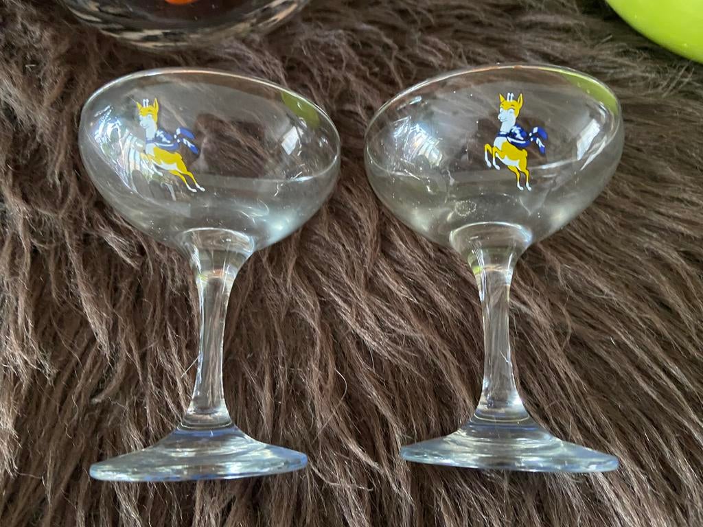 Twee glazen van babycham, Verzamelen, Ophalen, Zo goed als nieuw
