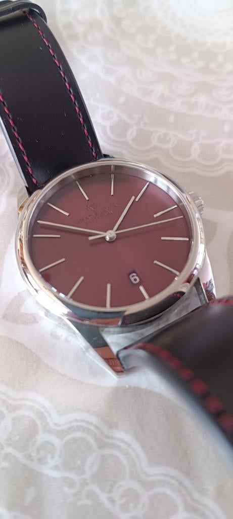 Montre Vratislavia Conceptum Formmeister 39 Full Set As New, Enlèvement ou Envoi, Neuf, Noir