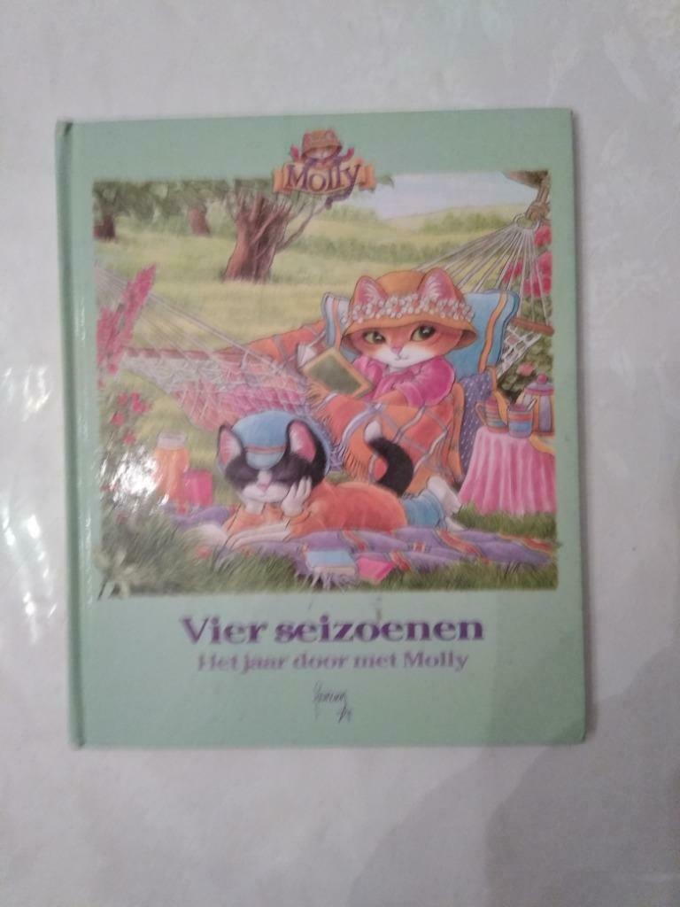Molly 'Vier Seizoenen' kinderboek, Ophalen of Verzenden, Zo goed als nieuw, Sprookjes