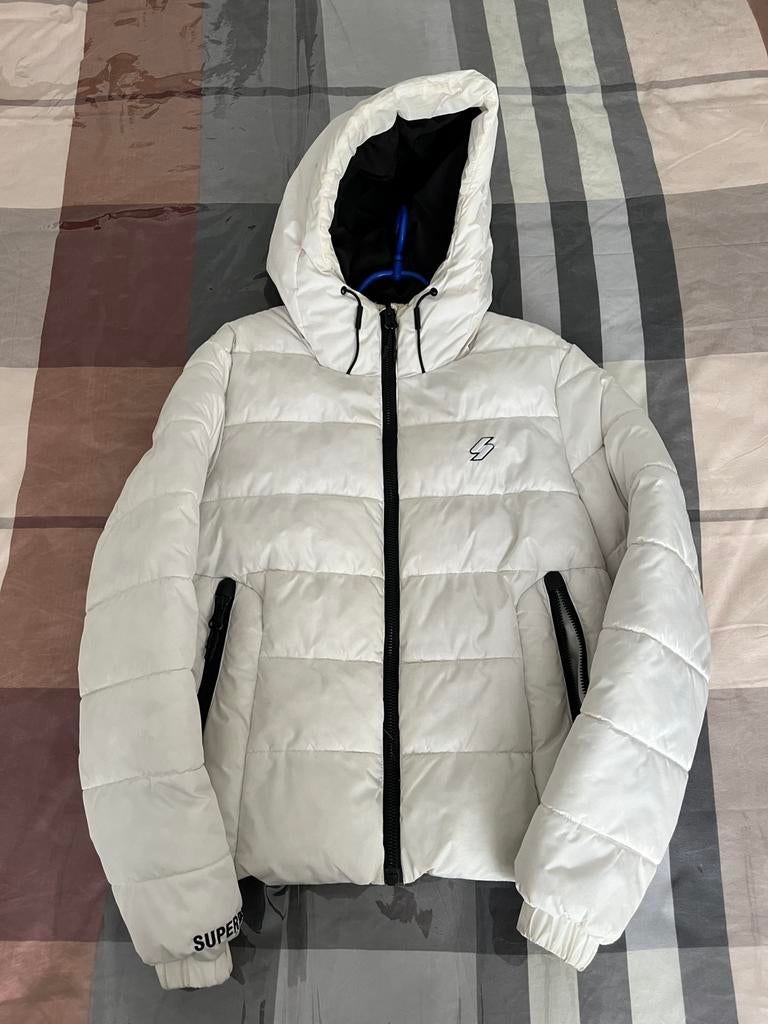 Superdry-jack voor dames, Kleding | Dames, Jassen | Winter, Gedragen, Maat 42/44 (L), Wit, Ophalen of Verzenden