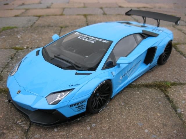 gt spirit 1:18 lamborghini aventador liberty walk baby blue, Ophalen of Verzenden, Zo goed als nieuw, Auto, Overige merken