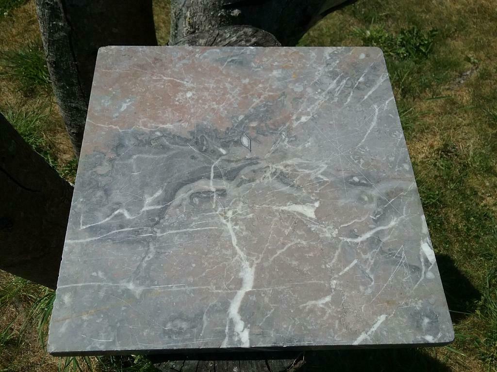 Ancienne tablette de marbre pr table de nuit 35x34x2cm, Antiquités & Art, Enlèvement