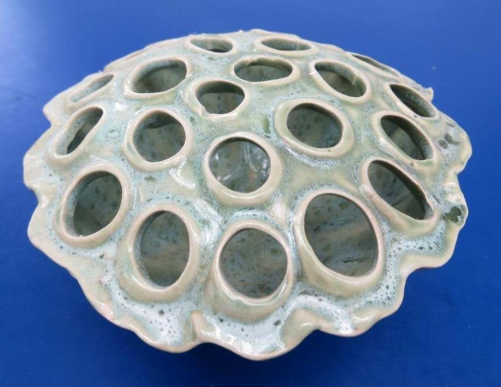 bloemenvaasje Des pots, Huis en Inrichting, Aardewerk of Porselein, Nieuw, Ophalen of Verzenden, Minder dan 50 cm