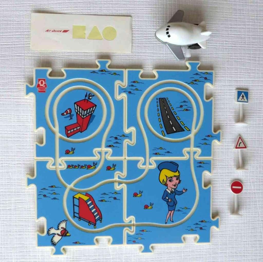 Quick Vliegveld “puzzel” met vliegtuigje en verkeersborden, Verzamelen, Ophalen of Verzenden, Zo goed als nieuw