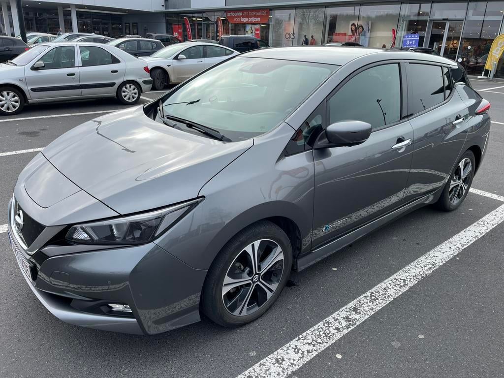 Nissan Leaf 40 kWh | 2018 | 67.244 km | 360  | Automaat, Autos, Nissan, Argent ou Gris, Achat, Autre, Noir