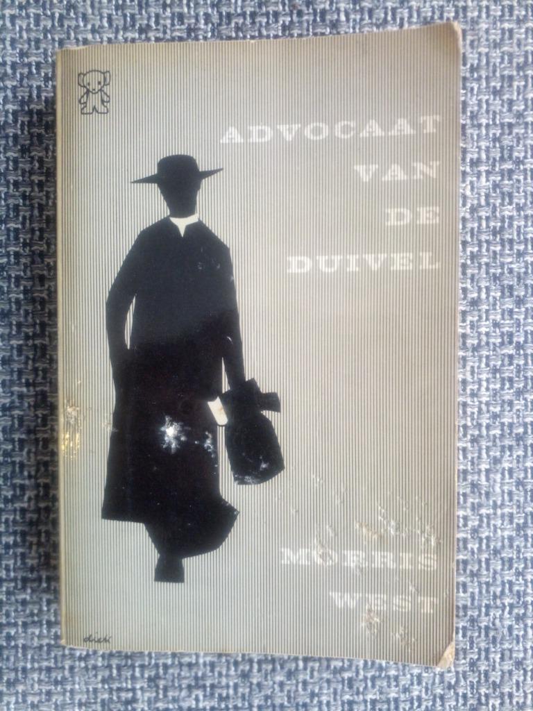 Morris West - Advocaat van de duivel (Zwart Beertje 824), Gelezen, Wereld overig, Morris West, Ophalen of Verzenden