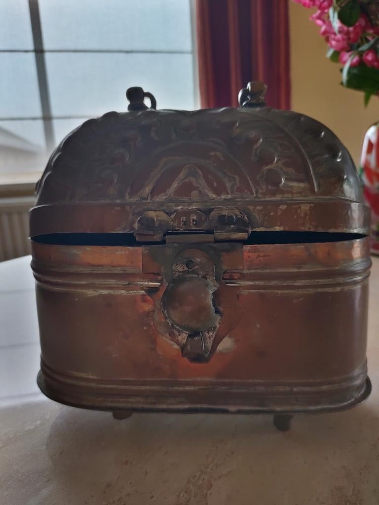 Antiek Turks verwarmingsketel, Ophalen