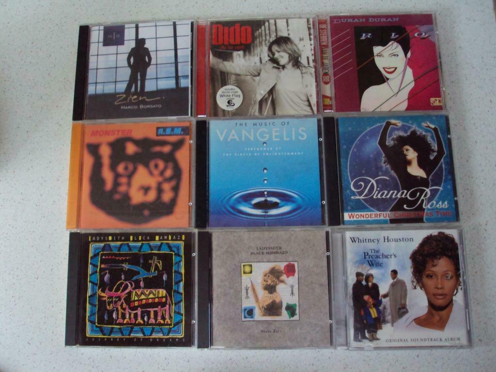 Lot 34 met 7 CD's van "Dido, R.E.M., Vangelis, Diana Ross, Enlèvement ou Envoi