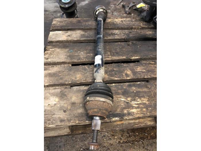 Arbre de transmission avant droit d'un Volkswagen Golf, Enlèvement ou Envoi, 3 mois de garantie, Utilisé, Volkswagen