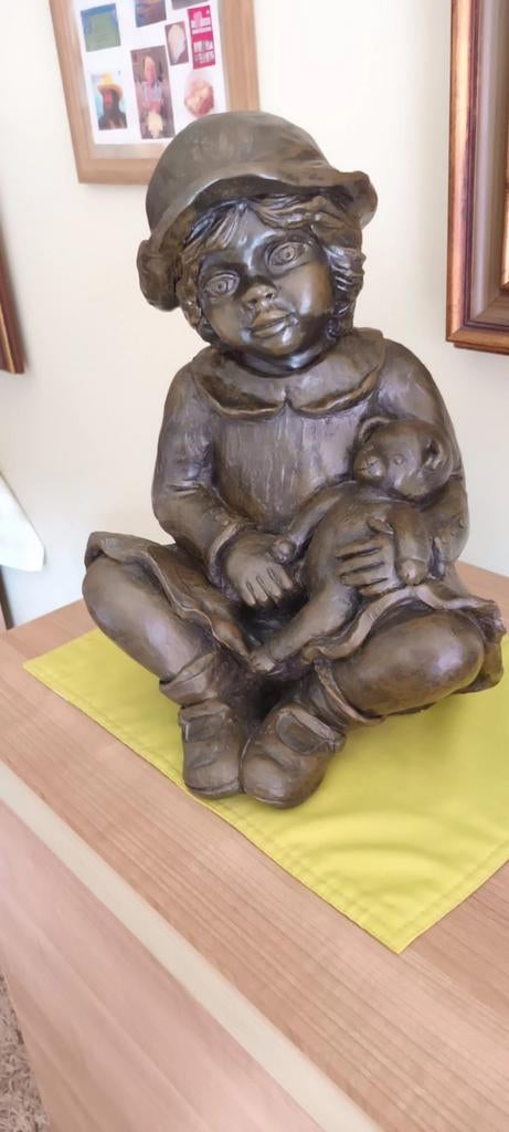 Mooi bronzen meisje weegt 25 kg. ik heb ze 60 jaar., Enlèvement, Comme neuf