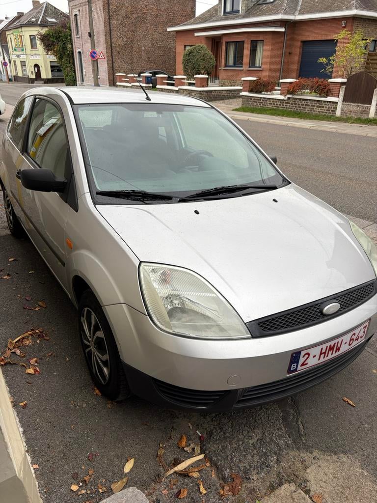Ford fiesta, Argent ou Gris, Achat, 1299 cm³, Boîte manuelle
