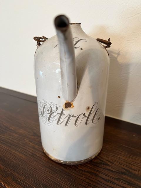 Emaille petroleum kan, Antiek en Kunst, Ophalen