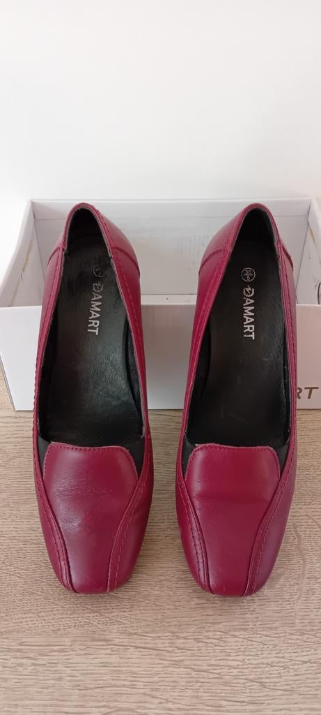 Damart bordeauxrode instappers maat 38, Pumps, Overige kleuren, Nieuw, Ophalen of Verzenden