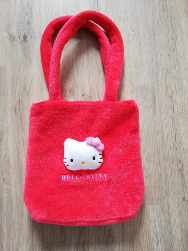 Sac Hello Kitty, Enlèvement, Utilisé