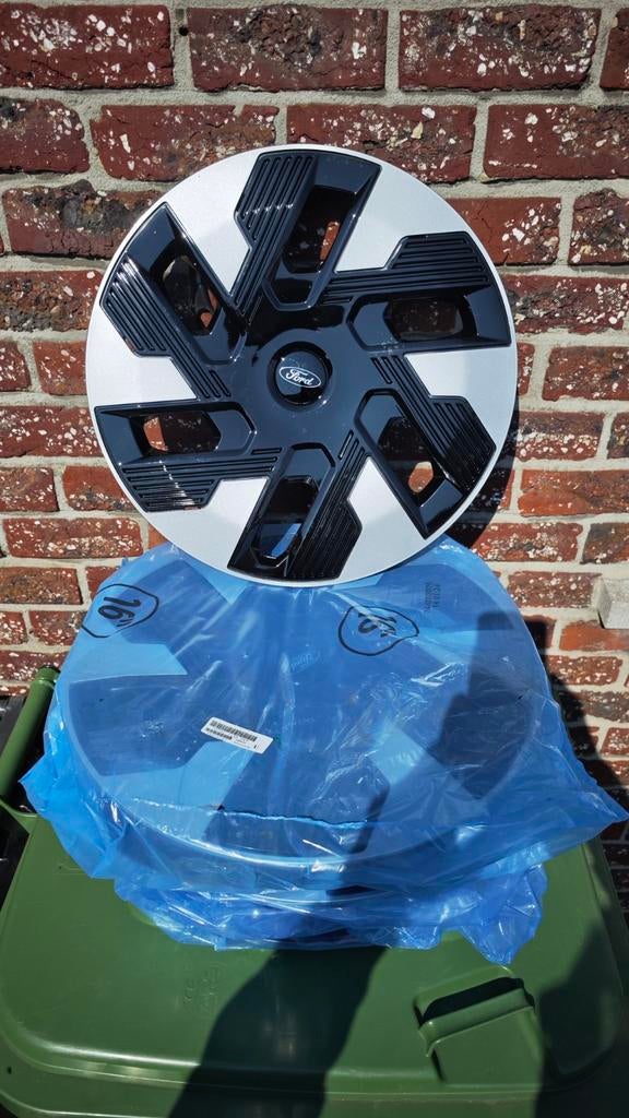 Wieldeksels Ford 16 inch nieuw 4 stuks, Ophalen