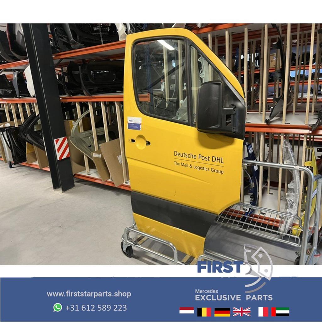 W906 SPRINTER DEUR RECHTS VOOR COMPLEET PORTIER RECHTSVOOR M, Utilisé, Droite, Porte, -