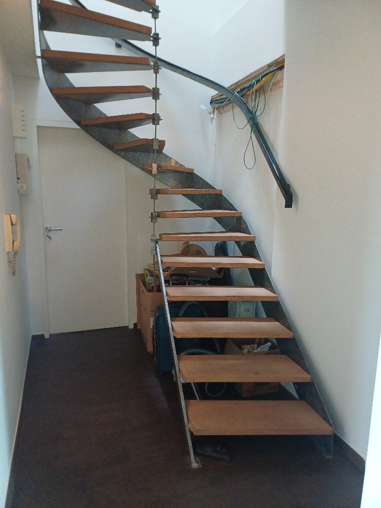 Draaitrap, Doe-het-zelf en Bouw, Ladders en Trappen, Gebruikt, Trap, 2 tot 4 meter, Ophalen