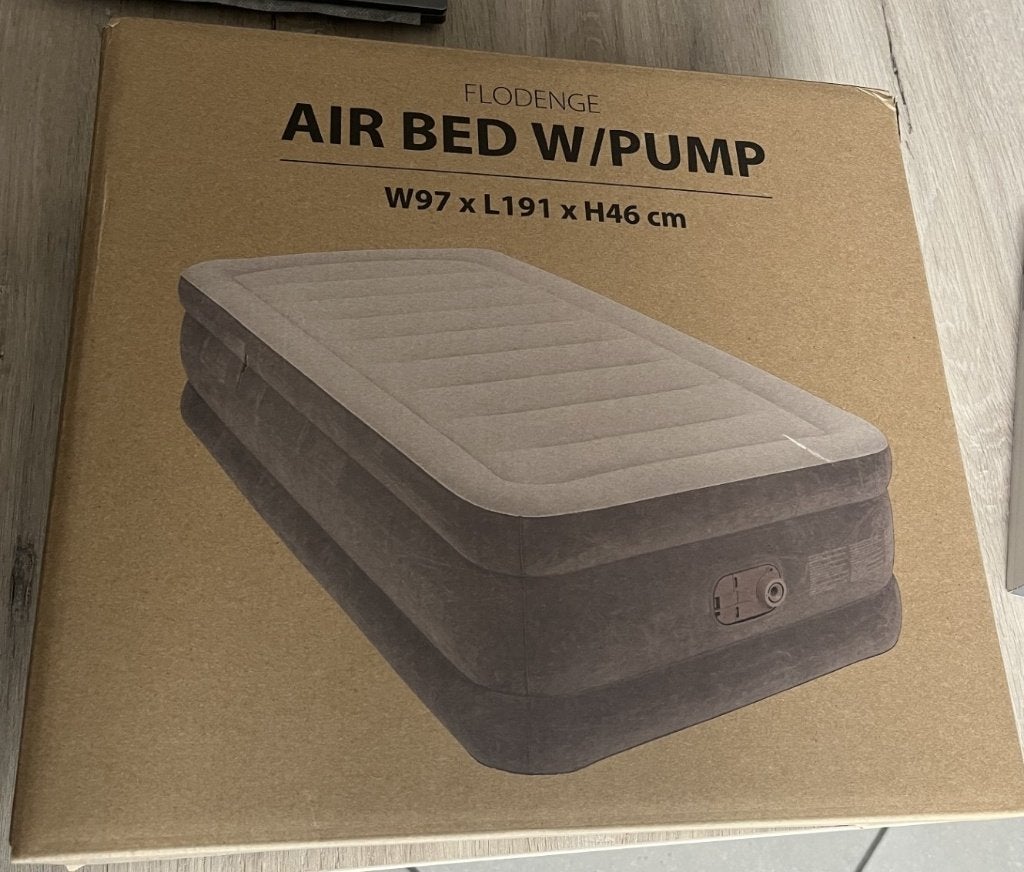 Luchtmatras met ingebouwde pomp, Huis en Inrichting, Slaapkamer | Bedden, Beige, Nieuw, Ophalen of Verzenden, Overige maten