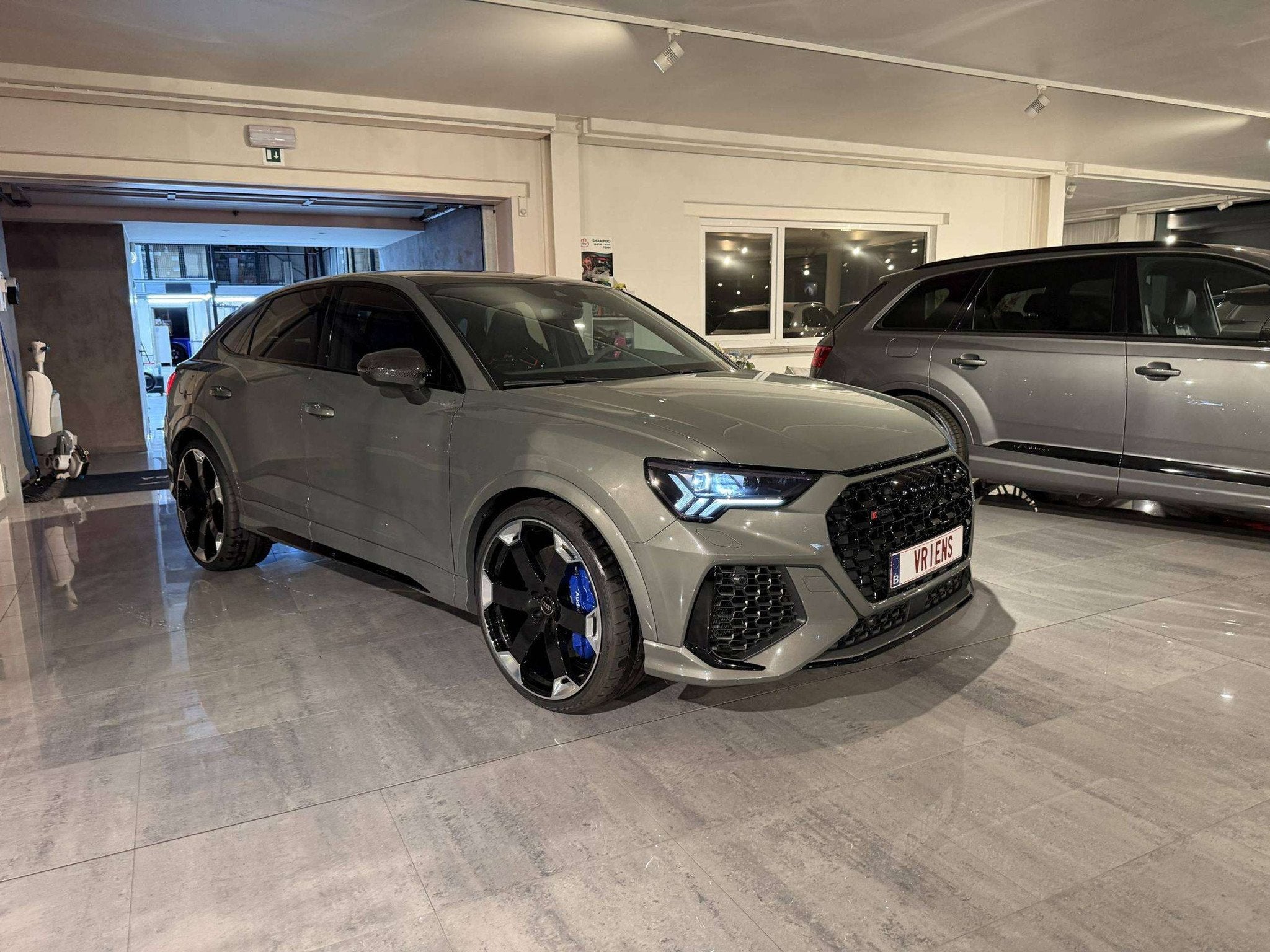Audi RS Q3 SPORTBACK 1 OF 555 EDITION 10 YEARS * FULL FULL O, Auto's, Audi, Automaat, https://public.car-pass.be/vhr/4e1aeb72-90a9-4a9d-88a7-71161113ce59