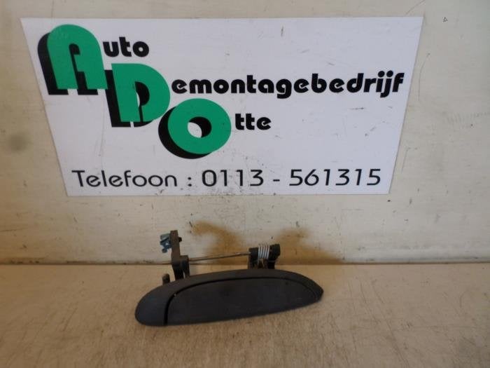 Poignée portière 4portes avant droite d'un Renault Clio (C, Renault, -, 3 mois de garantie, Utilisé