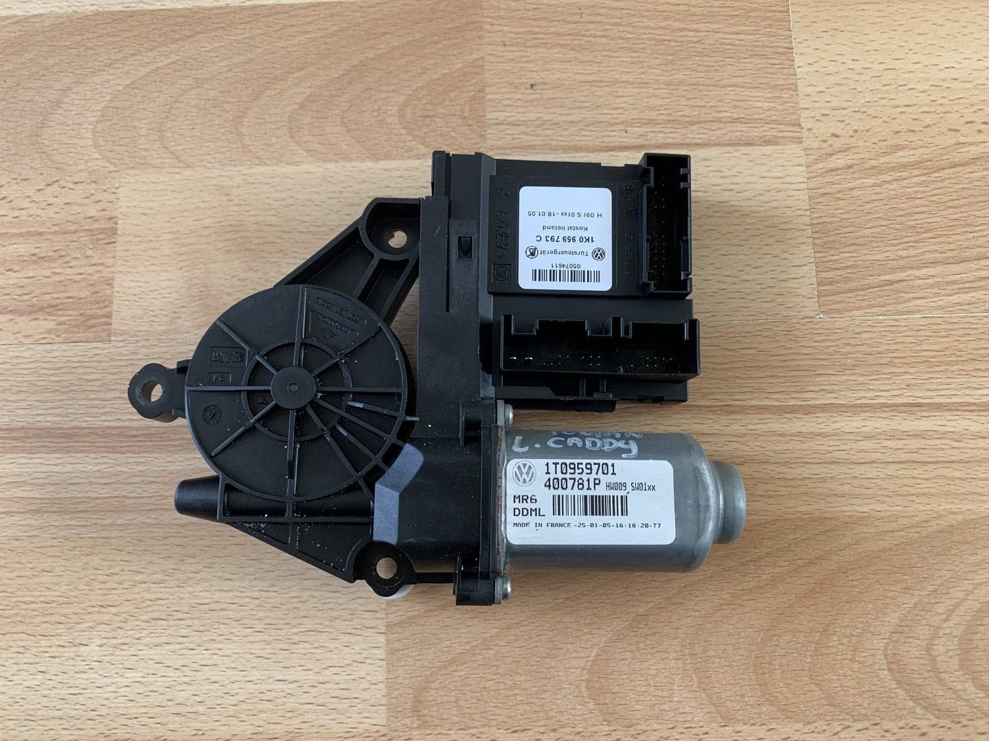 raammotor links volkswagen touran / caddy III 1T0959701, Autos : Pièces & Accessoires, Vitres & Accessoires, Volkswagen, Utilisé