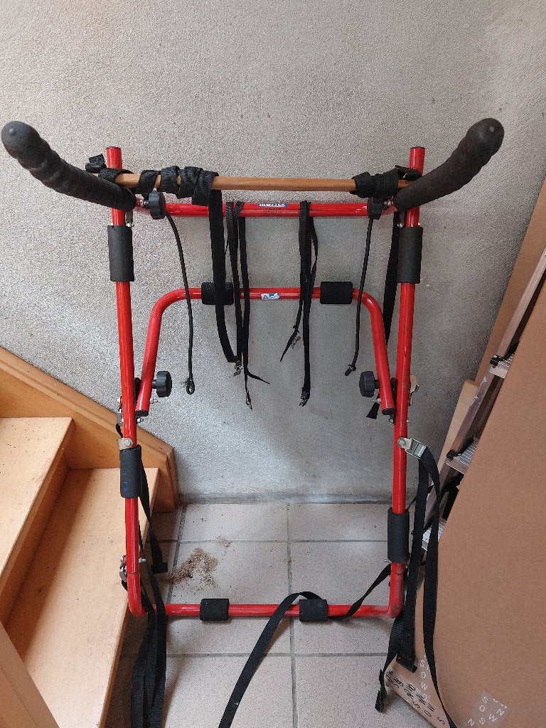 fietsendrager, Ophalen, 2 fietsen, Zo goed als nieuw, Achterklepdrager