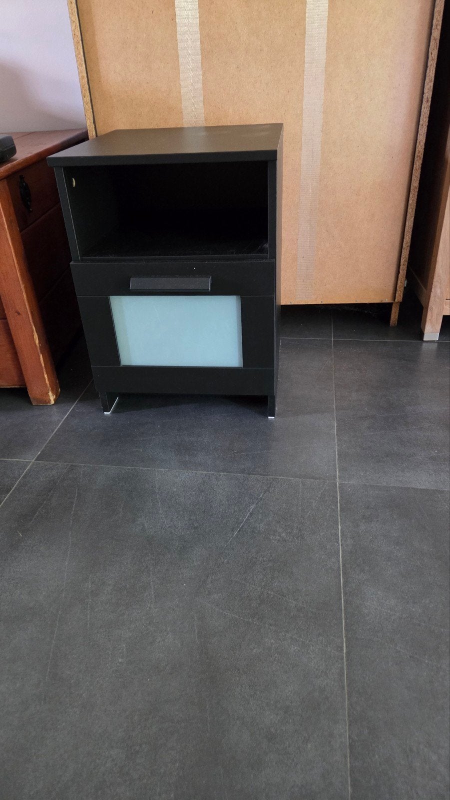 Zwart nachtkastje Brimnes Ikea 39x41x53, Huis en Inrichting, Ophalen