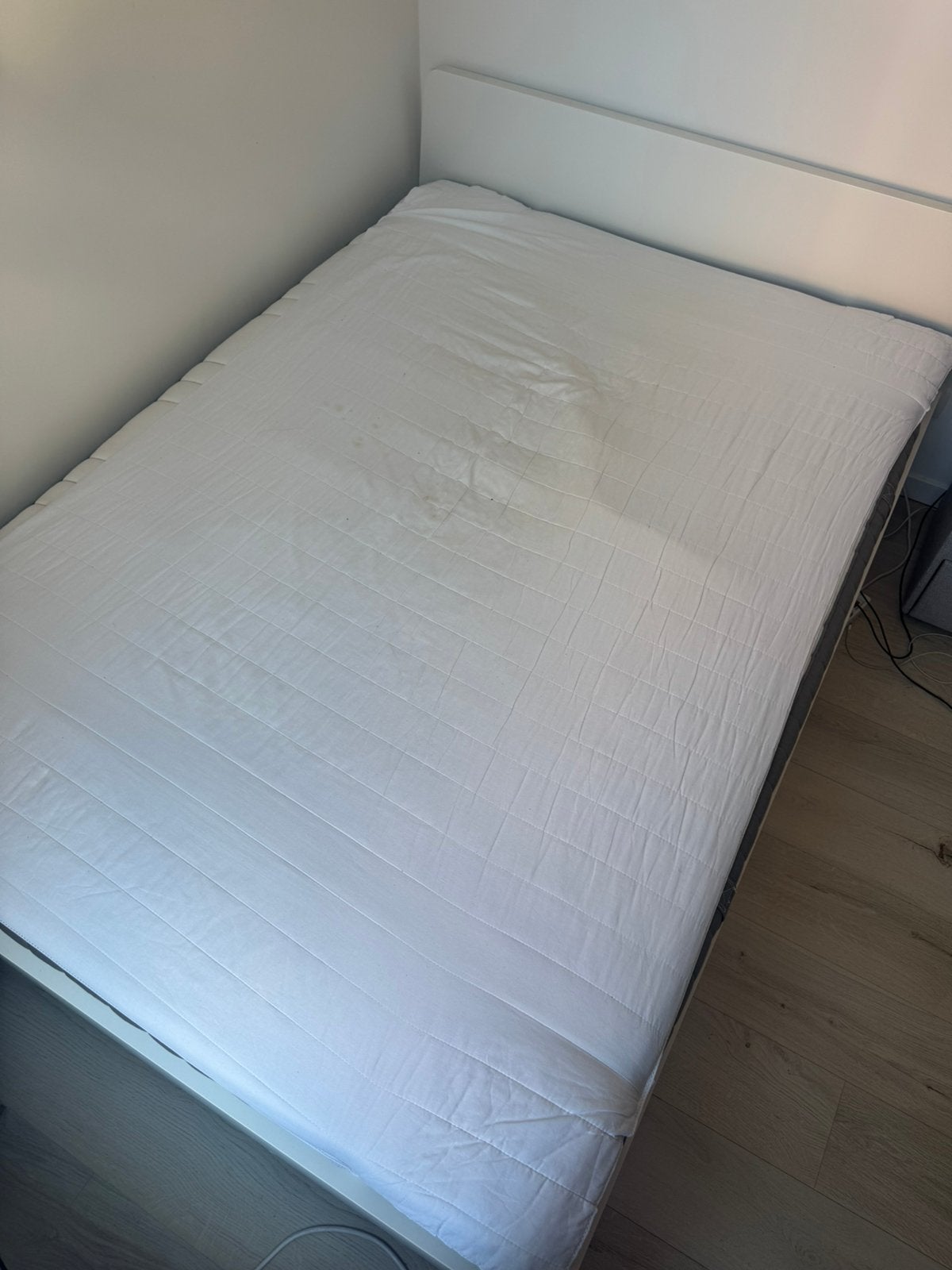 IKEA HÖVAG POCKETVERINGMATRAS 140200 + BESCHERMER LUDDROS, Huis en Inrichting, Slaapkamer | Matrassen en Bedbodems, Ophalen, Gebruikt