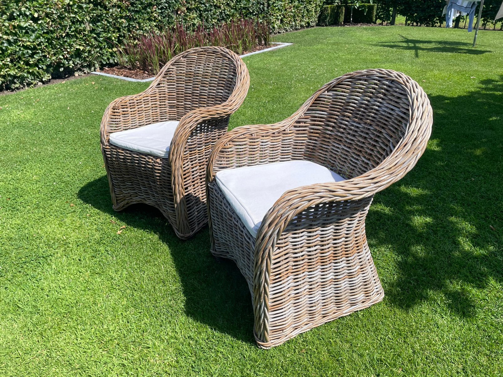 Rieten stoelen met kussen, Tuin en Terras, Tuinsets en Loungesets, Ophalen, Zo goed als nieuw, Stoel