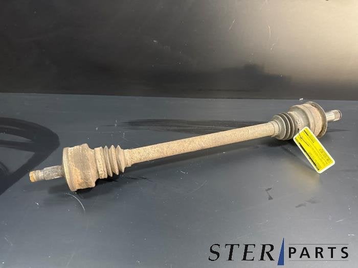 Arbre de transmission arrière gauche d'un Mercedes SLK, Autos : Pièces & Accessoires, 3 mois de garantie, Utilisé, -, -