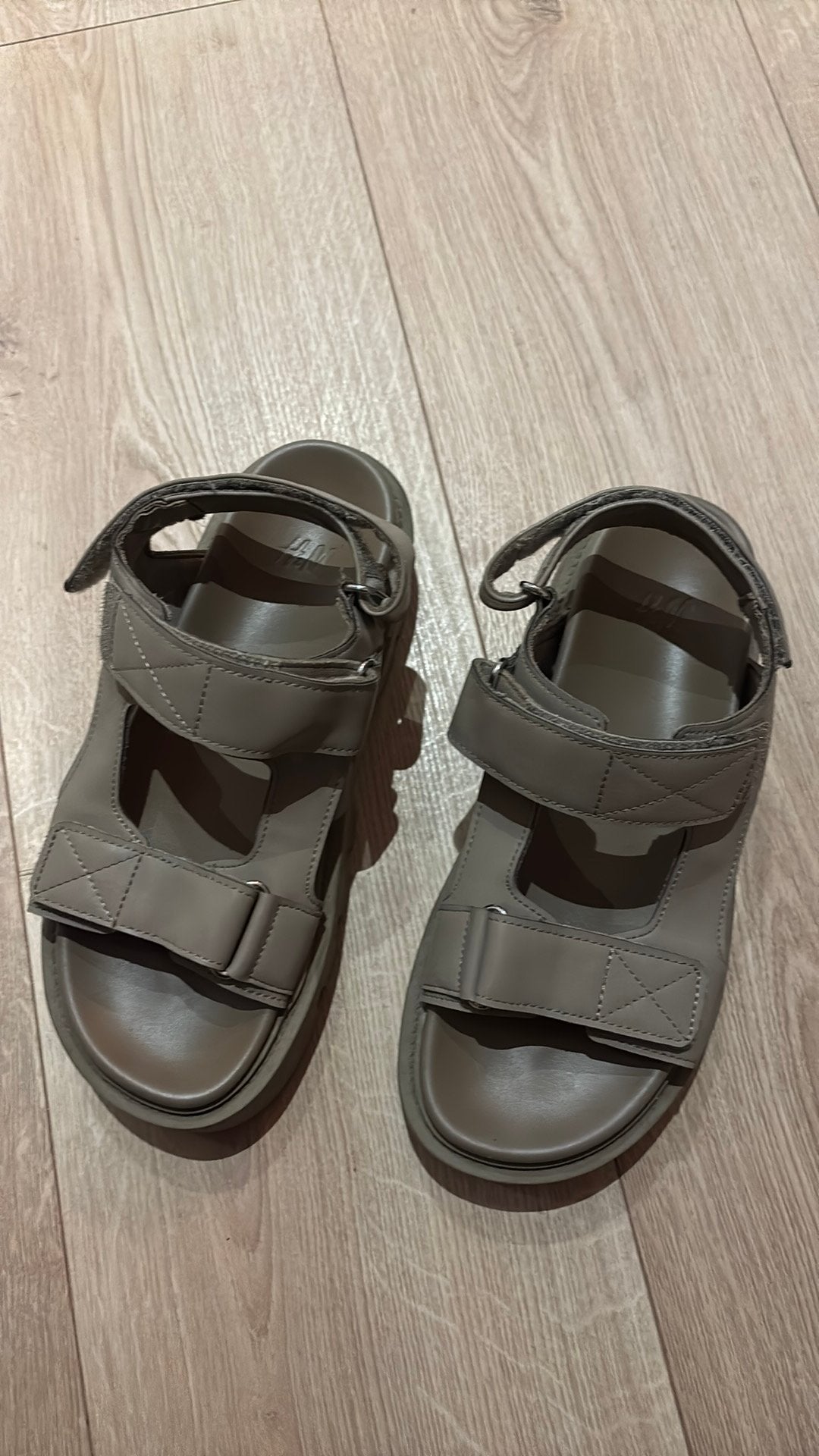 H&M summer shoes beige thick soled sandals 39 women shoes, Ophalen, Zo goed als nieuw, Beige