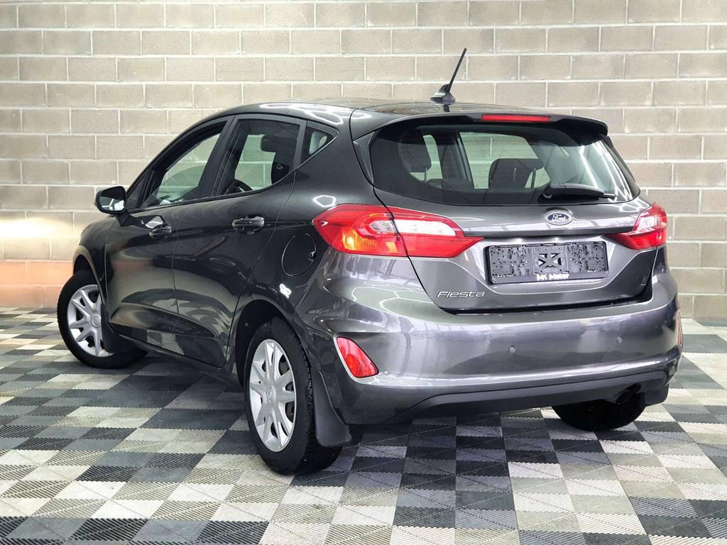 Ford Fiesta 1.1 ESSENCE 75CV - 1ER MAIN - CAR PLAY - GPS, Argent ou Gris, Achat, Entreprise, Boîte manuelle