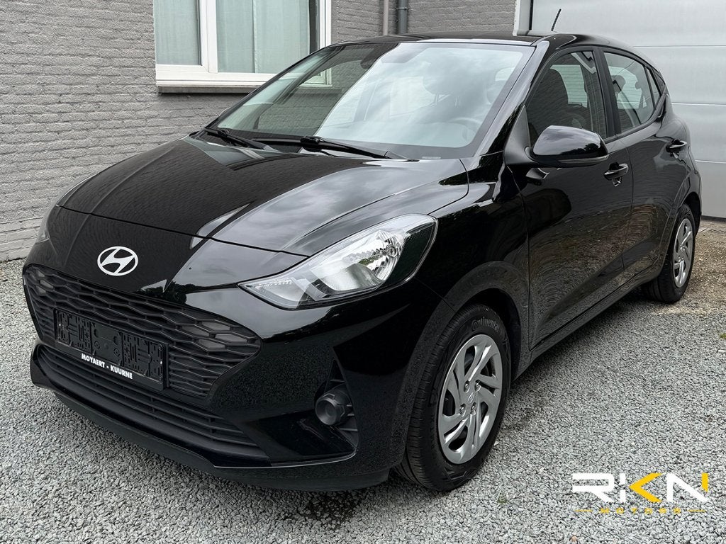 Hyundai i10 twist, Auto's, Hyundai, Stof, 4 cilinders, Parkeerassistent, Zwart