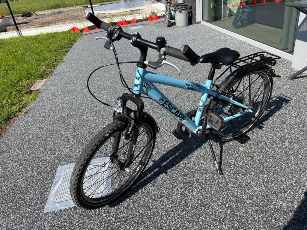 Jongensfiets 22 inch Bikefun, Ophalen, 22 inch, Gebruikt, Velgrem