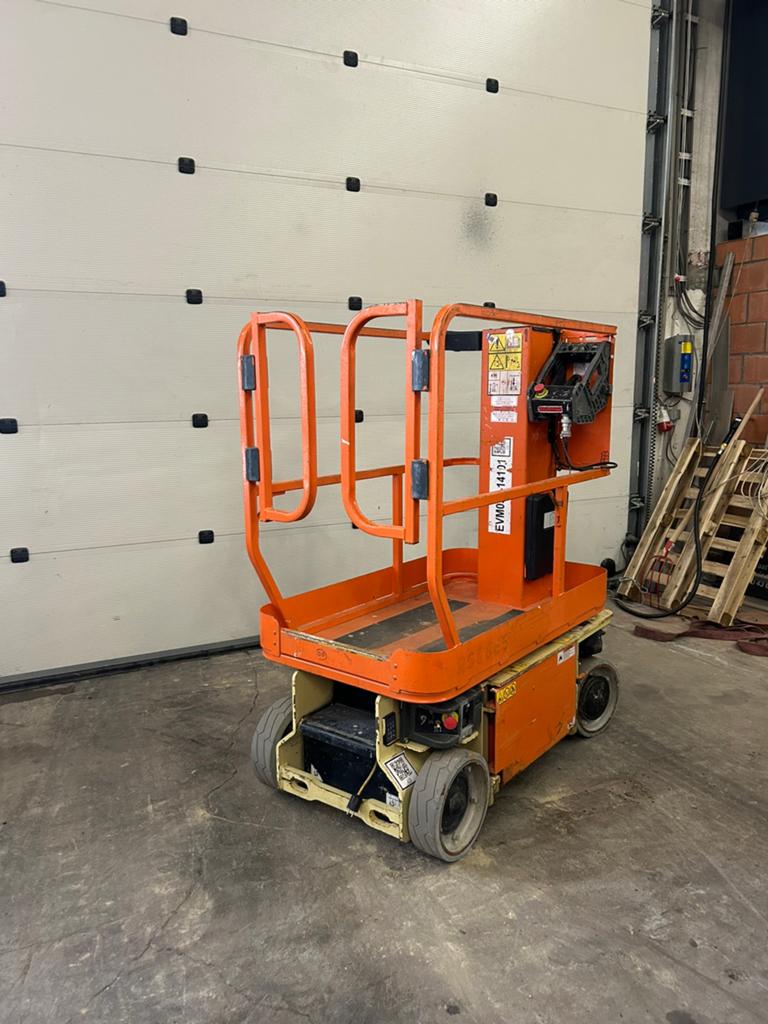 Jlg 1230ES, Ophalen