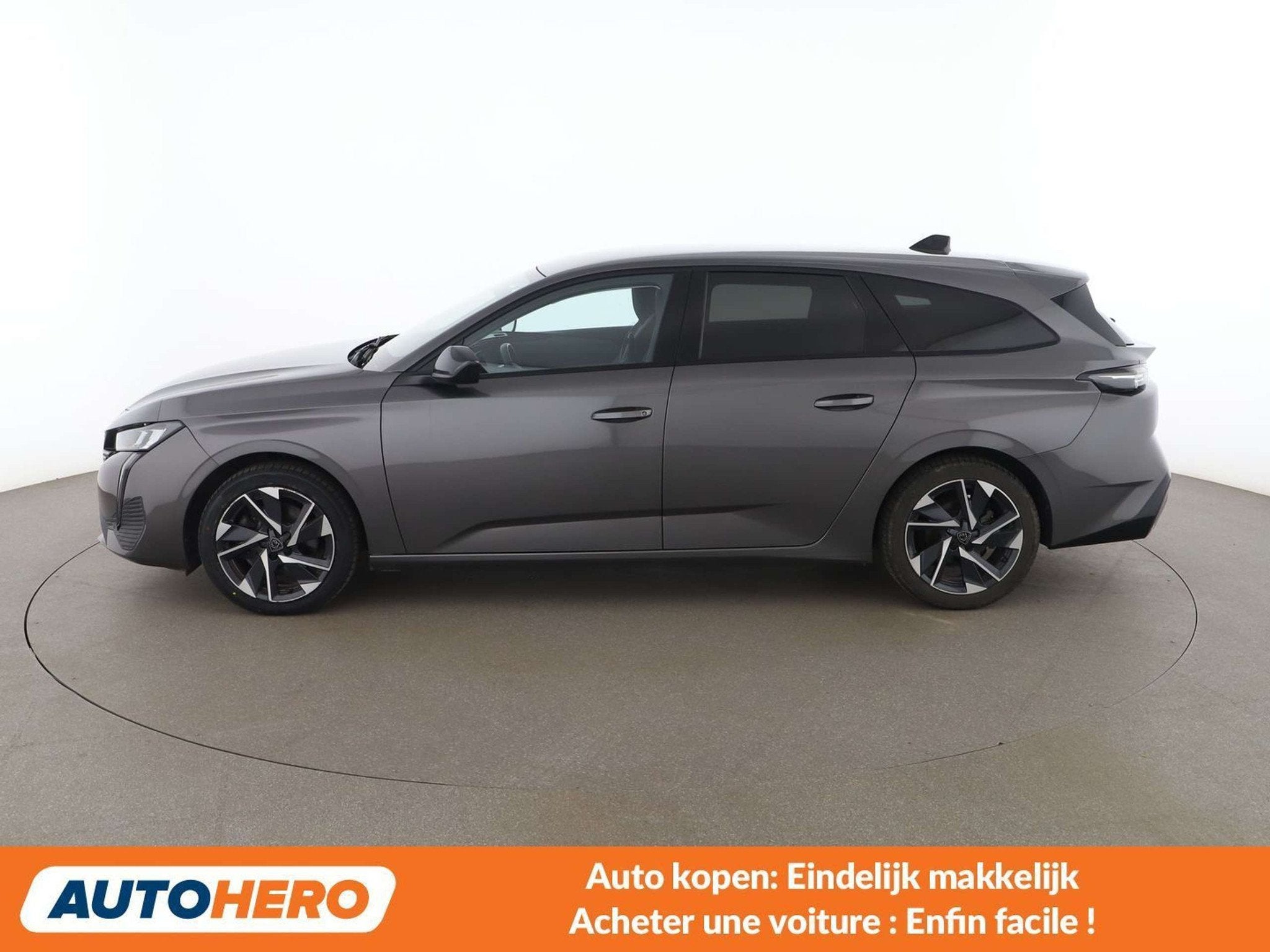 Peugeot 308 1.2 PureTech Allure Pack (bj 2023, automaat), Gebruikt, 1199 cc, https://public.car-pass.be/vhr/d7cbb66f-8f98-483b-b59f-1bc572e8335c
