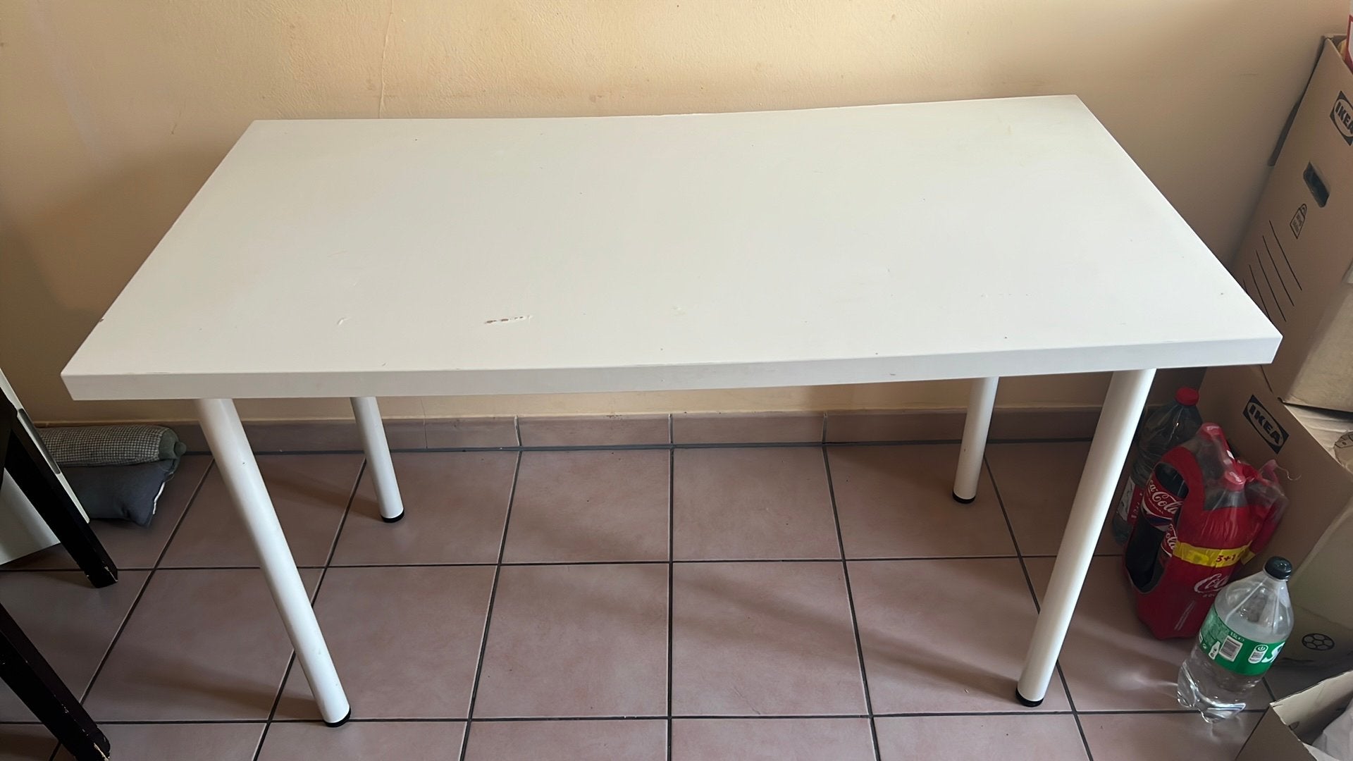 Table, Enlèvement ou Envoi, Comme neuf