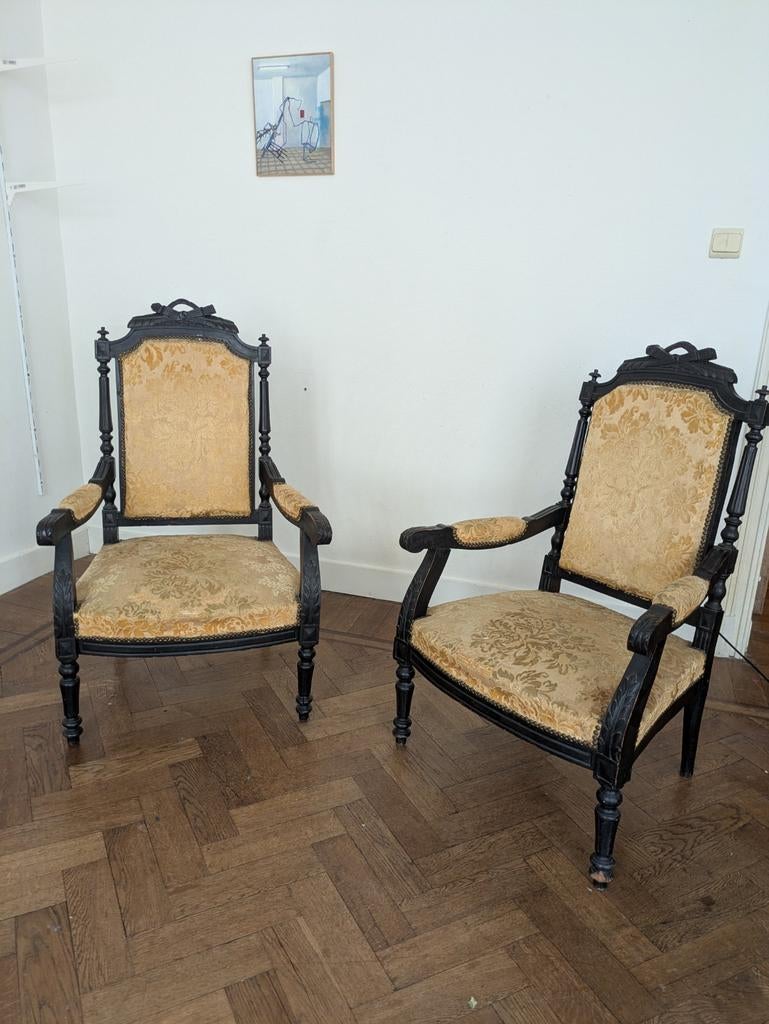 Paire de fauteuils anciens — style Napoléon III, XIXe siècle, Enlèvement